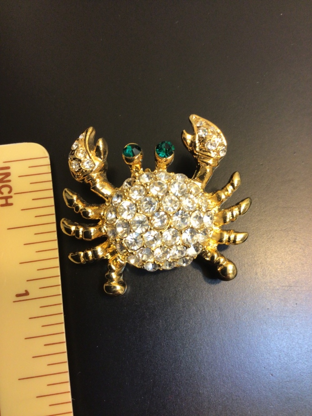 FORNASH Signed Novelty Gold-tone Crab Crystal Brooch Beach Theme - Picture 5 of 15